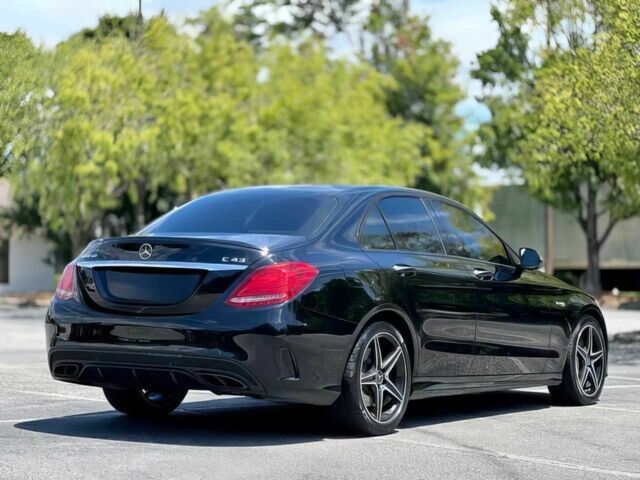 Черный Мерседес Ц-Класс, объемом двигателя 3 л и пробегом 48 тыс. км за 14000 $, фото 6 на Automoto.ua