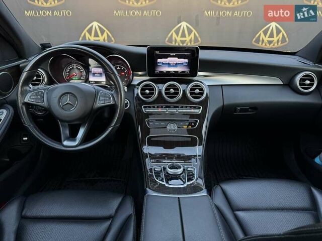 Черный Мерседес Ц-Класс, объемом двигателя 2 л и пробегом 89 тыс. км за 21799 $, фото 17 на Automoto.ua