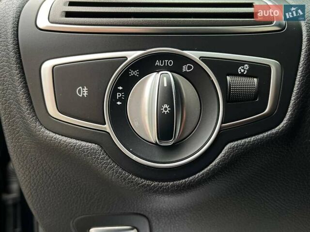 Черный Мерседес Ц-Класс, объемом двигателя 1.99 л и пробегом 119 тыс. км за 22490 $, фото 17 на Automoto.ua