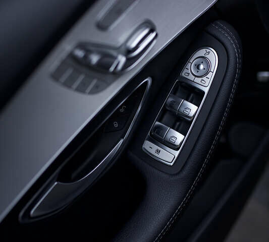 Чорний Мерседес Ц-Клас, об'ємом двигуна 1.99 л та пробігом 86 тис. км за 31500 $, фото 20 на Automoto.ua