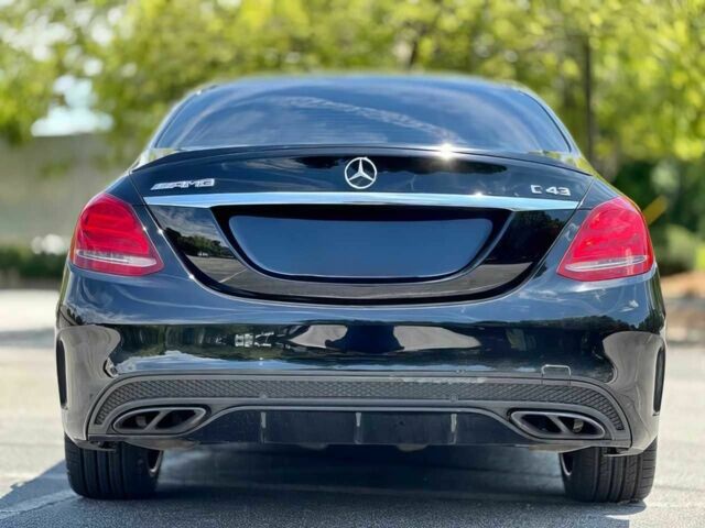 Черный Мерседес Ц-Класс, объемом двигателя 3 л и пробегом 48 тыс. км за 14000 $, фото 5 на Automoto.ua