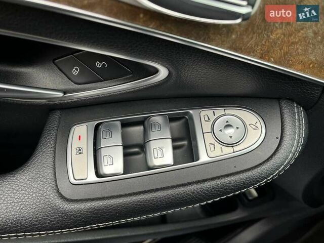 Черный Мерседес Ц-Класс, объемом двигателя 1.99 л и пробегом 119 тыс. км за 22490 $, фото 13 на Automoto.ua