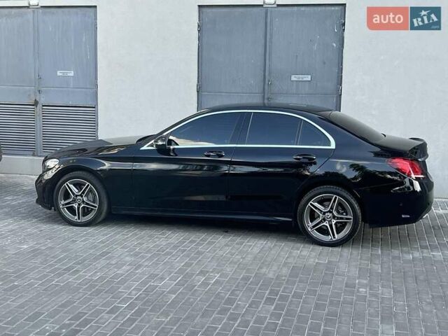 Чорний Мерседес Ц-Клас, об'ємом двигуна 1.5 л та пробігом 34 тис. км за 41000 $, фото 2 на Automoto.ua