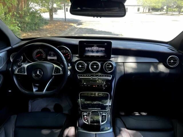 Чорний Мерседес Ц-Клас, об'ємом двигуна 3 л та пробігом 45 тис. км за 8000 $, фото 13 на Automoto.ua