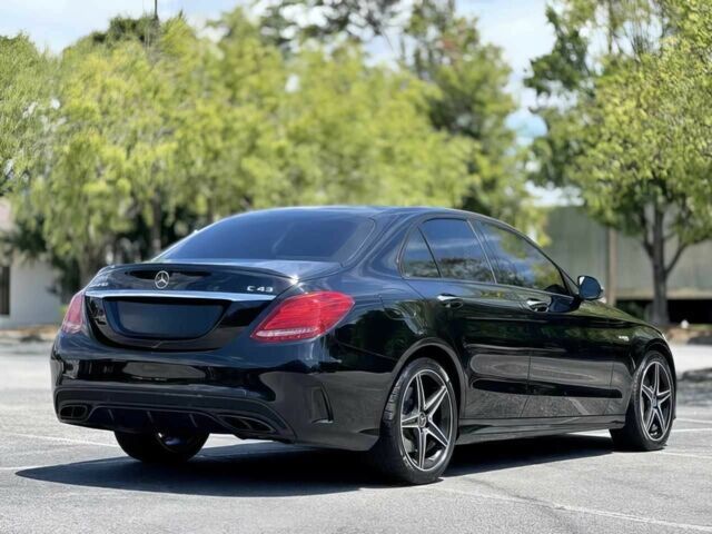 Чорний Мерседес Ц-Клас, об'ємом двигуна 3 л та пробігом 45 тис. км за 8000 $, фото 6 на Automoto.ua