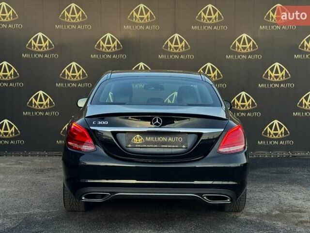 Черный Мерседес Ц-Класс, объемом двигателя 2 л и пробегом 89 тыс. км за 21799 $, фото 4 на Automoto.ua