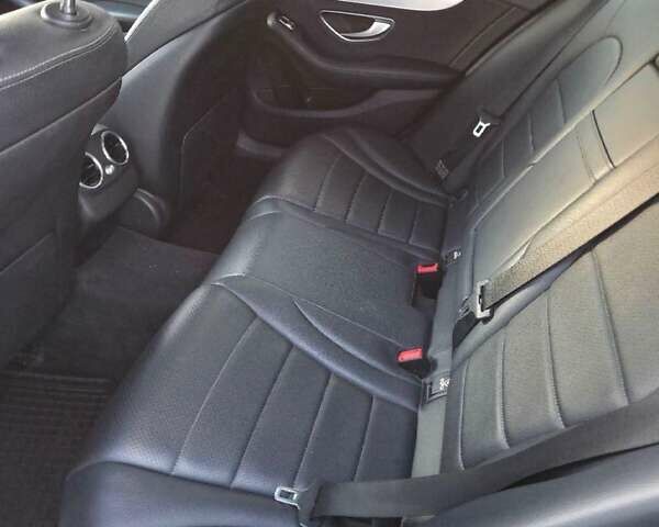 Черный Мерседес Ц-Класс, объемом двигателя 1.99 л и пробегом 85 тыс. км за 25999 $, фото 3 на Automoto.ua