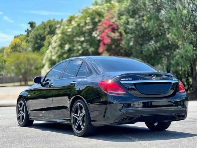 Черный Мерседес Ц-Класс, объемом двигателя 3 л и пробегом 48 тыс. км за 14000 $, фото 4 на Automoto.ua