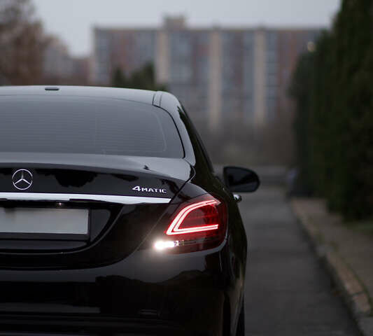 Чорний Мерседес Ц-Клас, об'ємом двигуна 1.99 л та пробігом 86 тис. км за 31500 $, фото 12 на Automoto.ua