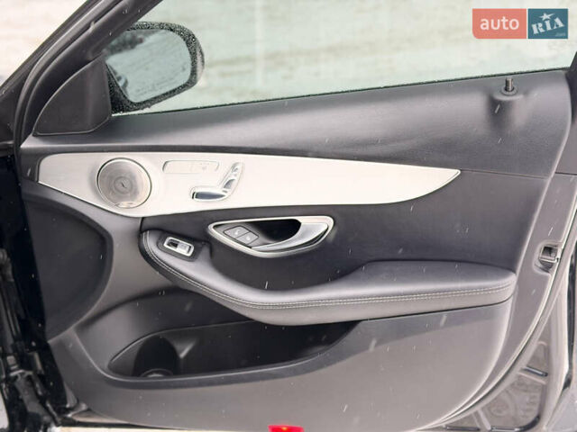 Черный Мерседес Ц-Класс, объемом двигателя 2 л и пробегом 85 тыс. км за 19900 $, фото 28 на Automoto.ua