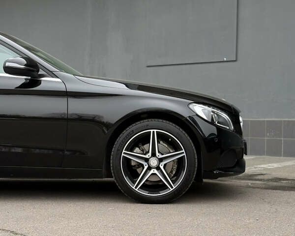 Черный Мерседес Ц-Класс, объемом двигателя 1.6 л и пробегом 46 тыс. км за 21000 $, фото 10 на Automoto.ua