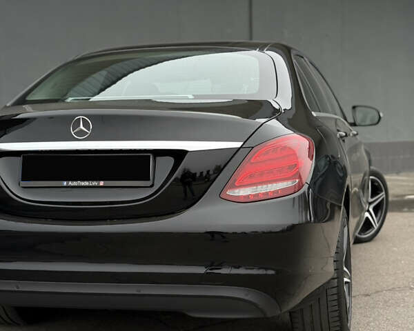 Черный Мерседес Ц-Класс, объемом двигателя 1.6 л и пробегом 46 тыс. км за 21000 $, фото 7 на Automoto.ua