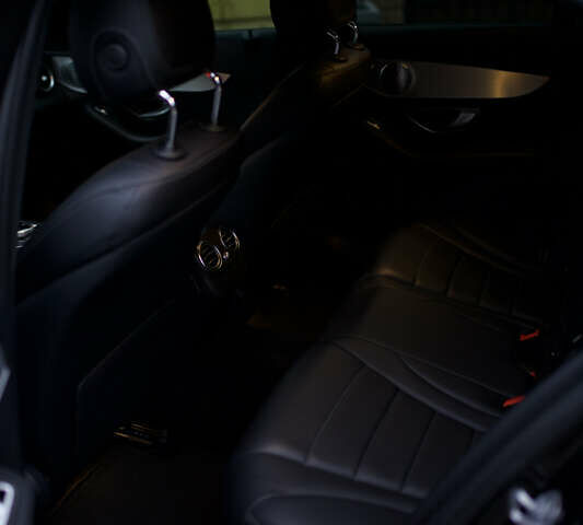 Чорний Мерседес Ц-Клас, об'ємом двигуна 1.99 л та пробігом 86 тис. км за 31500 $, фото 26 на Automoto.ua