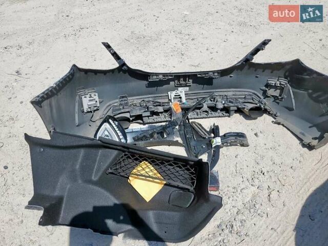 Черный Мерседес Ц-Класс, объемом двигателя 2 л и пробегом 61 тыс. км за 6000 $, фото 11 на Automoto.ua