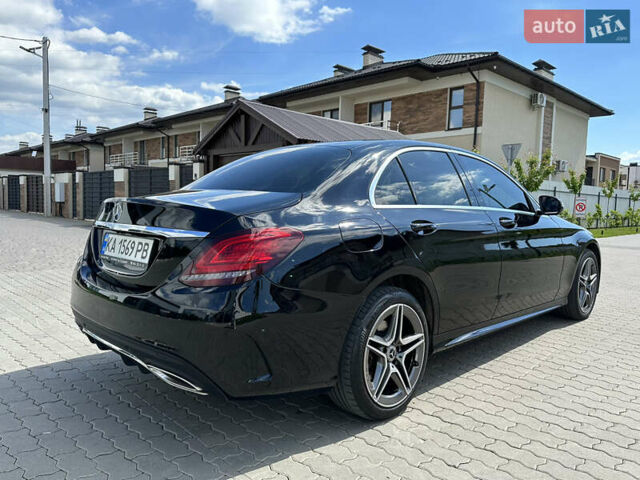Черный Мерседес Ц-Класс, объемом двигателя 1.5 л и пробегом 54 тыс. км за 30000 $, фото 4 на Automoto.ua