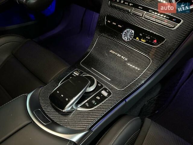 Черный Мерседес Ц-Класс, объемом двигателя 3.98 л и пробегом 19 тыс. км за 60000 $, фото 46 на Automoto.ua