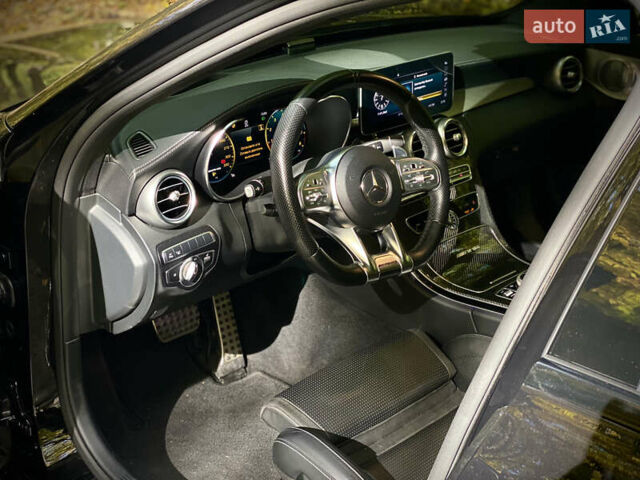 Черный Мерседес Ц-Класс, объемом двигателя 3.98 л и пробегом 63 тыс. км за 47700 $, фото 8 на Automoto.ua