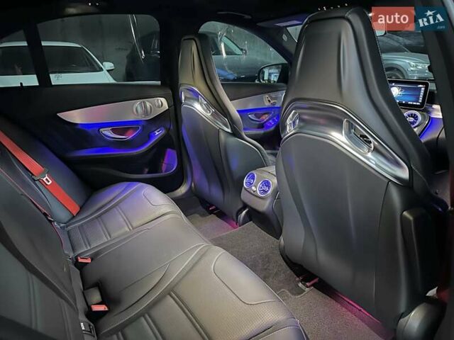 Чорний Мерседес Ц-Клас, об'ємом двигуна 3.98 л та пробігом 19 тис. км за 59500 $, фото 40 на Automoto.ua