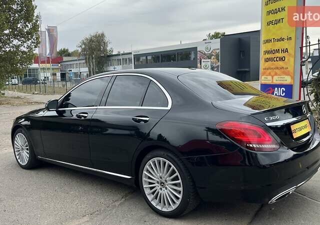 Чорний Мерседес Ц-Клас, об'ємом двигуна 1.99 л та пробігом 120 тис. км за 27990 $, фото 5 на Automoto.ua