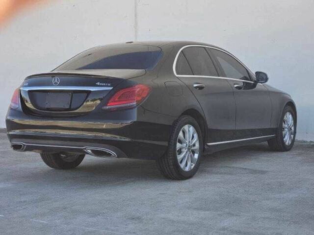 Черный Мерседес Ц-Класс, объемом двигателя 2 л и пробегом 67 тыс. км за 9500 $, фото 4 на Automoto.ua