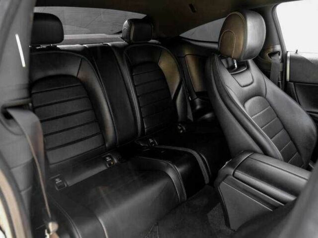 Черный Мерседес Ц-Класс, объемом двигателя 2 л и пробегом 69 тыс. км за 9000 $, фото 12 на Automoto.ua