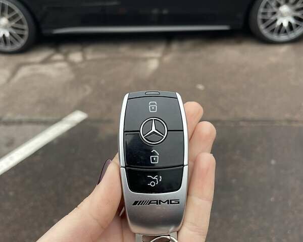 Черный Мерседес Ц-Класс, объемом двигателя 3.98 л и пробегом 61 тыс. км за 54000 $, фото 16 на Automoto.ua