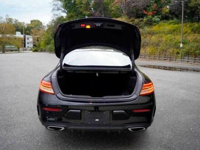 Черный Мерседес Ц-Класс, объемом двигателя 2 л и пробегом 78 тыс. км за 8400 $, фото 6 на Automoto.ua