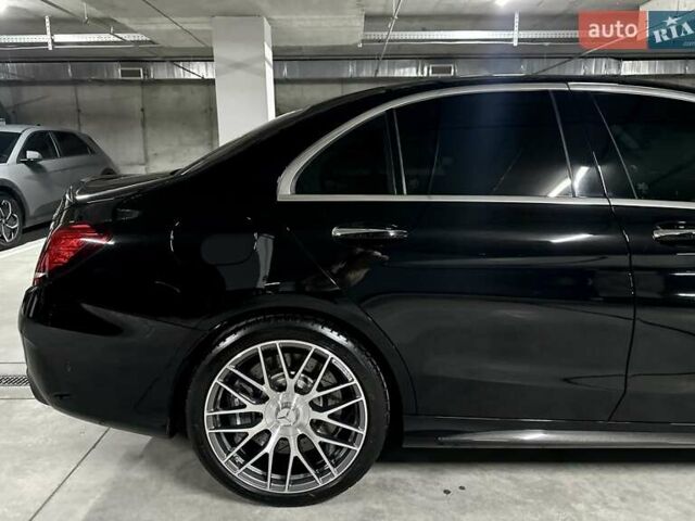 Чорний Мерседес Ц-Клас, об'ємом двигуна 3.98 л та пробігом 19 тис. км за 59500 $, фото 21 на Automoto.ua