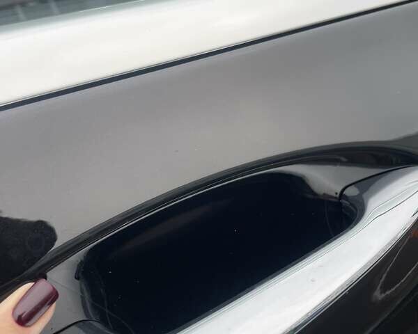 Черный Мерседес Ц-Класс, объемом двигателя 3.98 л и пробегом 61 тыс. км за 54000 $, фото 20 на Automoto.ua