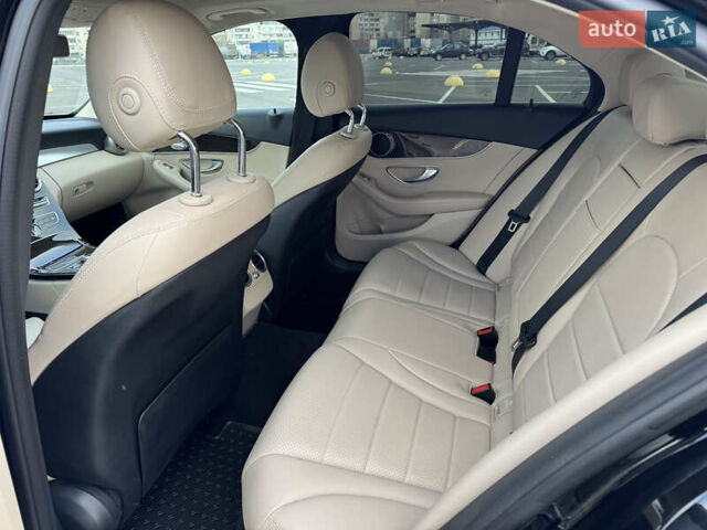 Черный Мерседес Ц-Класс, объемом двигателя 1.99 л и пробегом 68 тыс. км за 29900 $, фото 30 на Automoto.ua