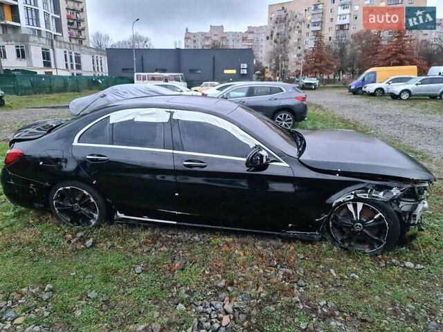 Черный Мерседес Ц-Класс, объемом двигателя 1.99 л и пробегом 85 тыс. км за 10999 $, фото 6 на Automoto.ua
