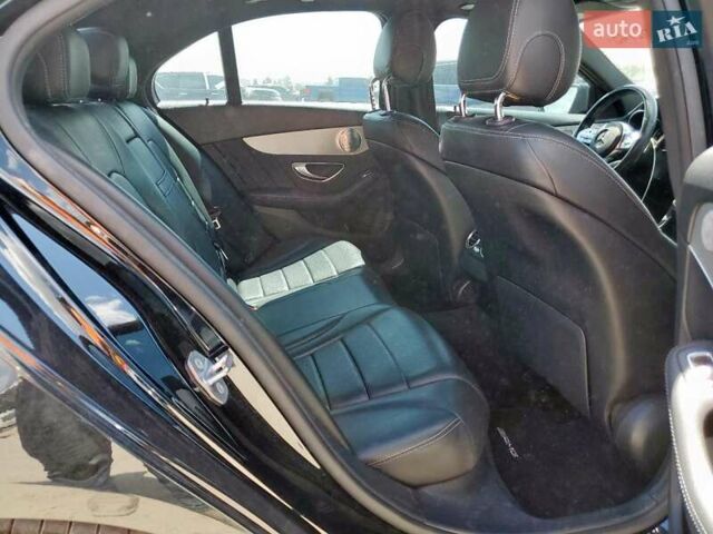 Черный Мерседес Ц-Класс, объемом двигателя 2 л и пробегом 61 тыс. км за 6000 $, фото 9 на Automoto.ua