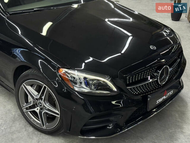 Черный Мерседес Ц-Класс, объемом двигателя 1.99 л и пробегом 41 тыс. км за 29900 $, фото 2 на Automoto.ua