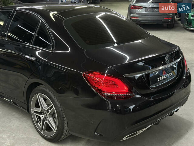 Черный Мерседес Ц-Класс, объемом двигателя 1.99 л и пробегом 41 тыс. км за 29900 $, фото 11 на Automoto.ua
