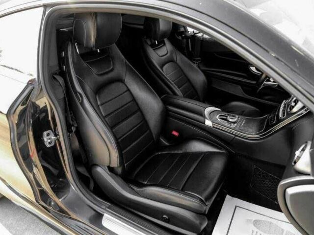 Черный Мерседес Ц-Класс, объемом двигателя 2 л и пробегом 69 тыс. км за 9000 $, фото 11 на Automoto.ua