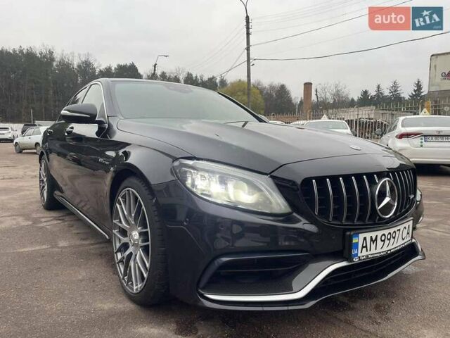 Черный Мерседес Ц-Класс, объемом двигателя 3.98 л и пробегом 61 тыс. км за 54000 $, фото 40 на Automoto.ua