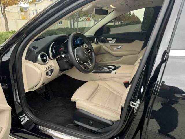 Черный Мерседес Ц-Класс, объемом двигателя 2.2 л и пробегом 75 тыс. км за 29500 $, фото 5 на Automoto.ua