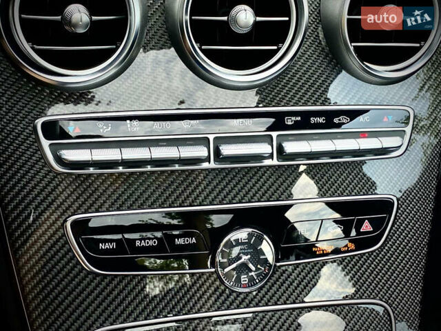 Черный Мерседес Ц-Класс, объемом двигателя 3.98 л и пробегом 63 тыс. км за 46990 $, фото 25 на Automoto.ua