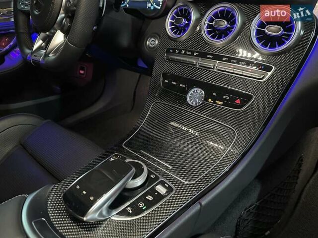 Чорний Мерседес Ц-Клас, об'ємом двигуна 3.98 л та пробігом 19 тис. км за 59500 $, фото 47 на Automoto.ua