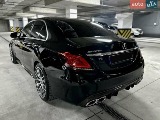 Черный Мерседес Ц-Класс, объемом двигателя 3.98 л и пробегом 19 тыс. км за 60000 $, фото 11 на Automoto.ua