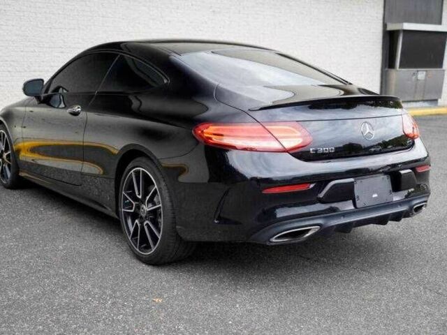 Черный Мерседес Ц-Класс, объемом двигателя 2 л и пробегом 78 тыс. км за 8400 $, фото 4 на Automoto.ua