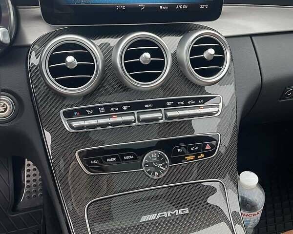 Черный Мерседес Ц-Класс, объемом двигателя 3.98 л и пробегом 61 тыс. км за 54000 $, фото 29 на Automoto.ua