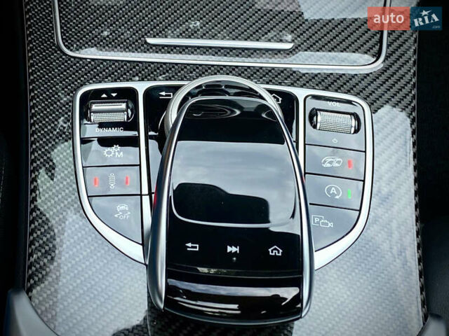 Черный Мерседес Ц-Класс, объемом двигателя 3.98 л и пробегом 63 тыс. км за 46990 $, фото 22 на Automoto.ua