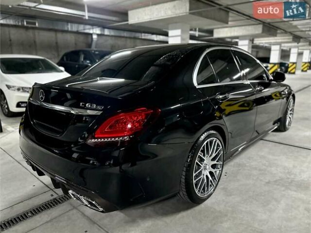 Чорний Мерседес Ц-Клас, об'ємом двигуна 3.98 л та пробігом 19 тис. км за 59500 $, фото 19 на Automoto.ua