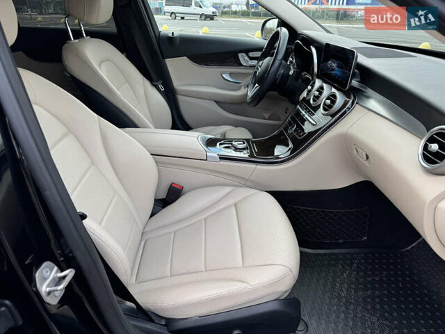 Черный Мерседес Ц-Класс, объемом двигателя 1.99 л и пробегом 68 тыс. км за 29900 $, фото 34 на Automoto.ua