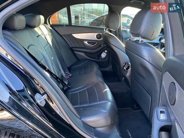 Чорний Мерседес Ц-Клас, об'ємом двигуна 1.6 л та пробігом 118 тис. км за 29000 $, фото 22 на Automoto.ua