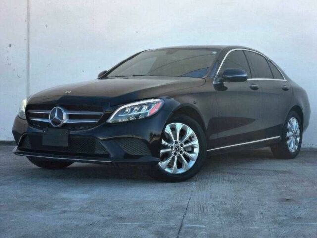 Черный Мерседес Ц-Класс, объемом двигателя 2 л и пробегом 67 тыс. км за 9500 $, фото 2 на Automoto.ua