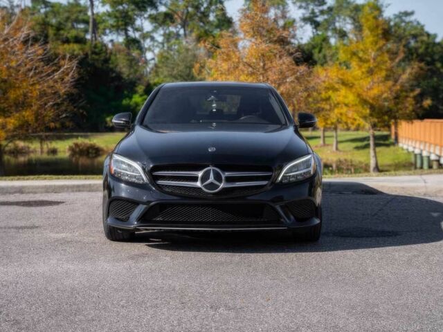 Черный Мерседес Ц-Класс, объемом двигателя 2 л и пробегом 42 тыс. км за 13000 $, фото 1 на Automoto.ua