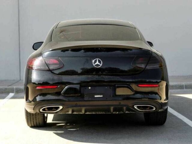 Черный Мерседес Ц-Класс, объемом двигателя 2 л и пробегом 69 тыс. км за 9000 $, фото 5 на Automoto.ua