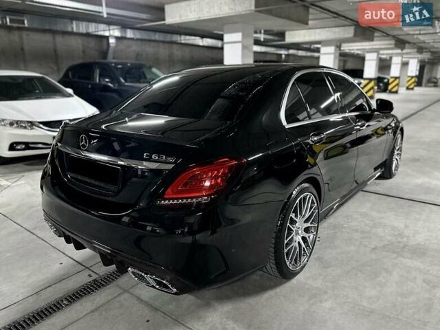 Чорний Мерседес Ц-Клас, об'ємом двигуна 3.98 л та пробігом 19 тис. км за 59500 $, фото 18 на Automoto.ua